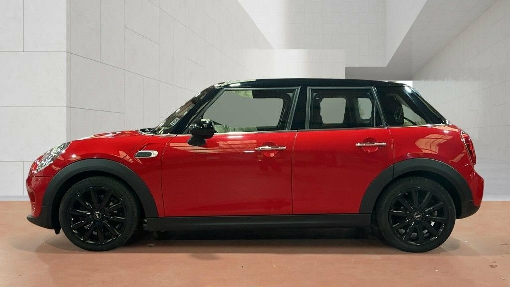 Mini Hatch 1.5L Cooper D LG18UTH Red #5