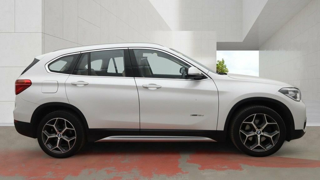 BMW X1 2L Xline MW16UJK White #5