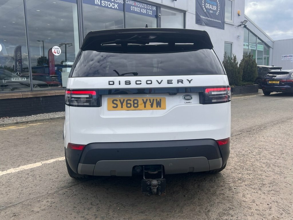 Land Rover Discovery 3L Se SY68YVW White #6