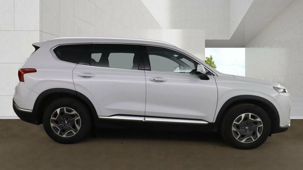 Hyundai Santa Fe 1.6L Premium ND21YKE White #5