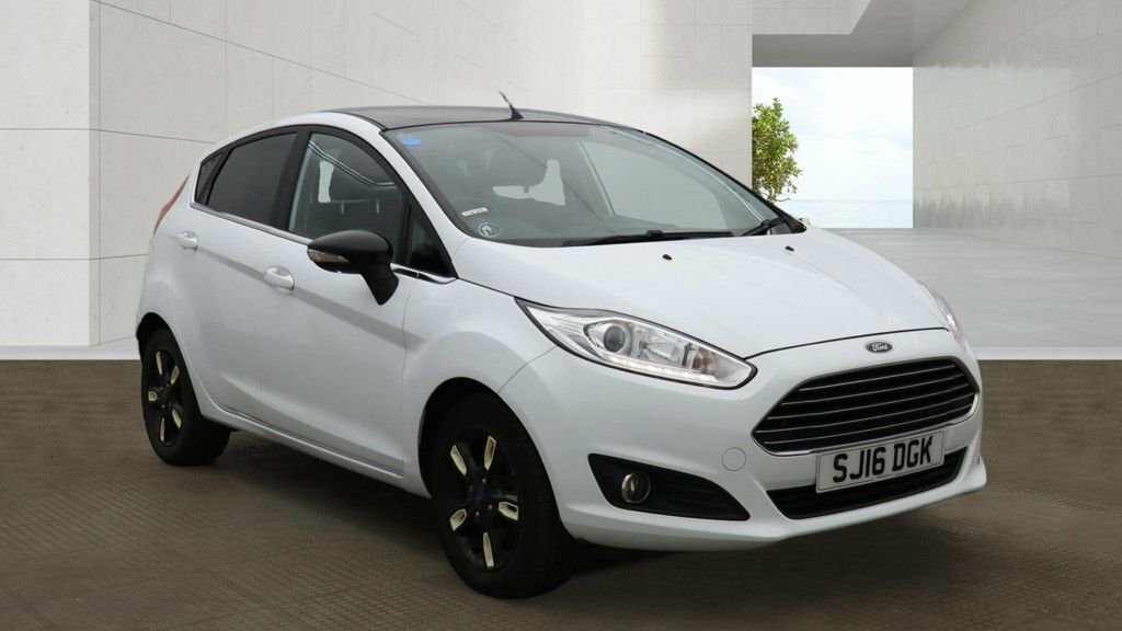 Ford Fiesta 1L Zetec White Edition White
