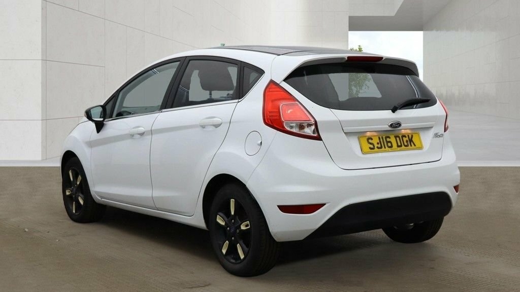Ford Fiesta 1L Zetec White Edition SJ16DGK White #3