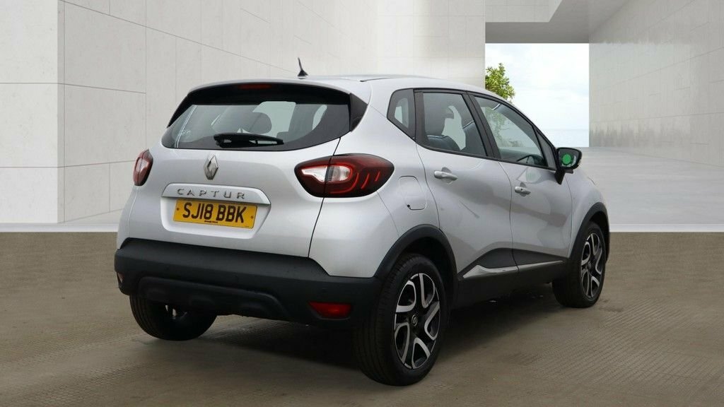 Renault Captur 1.5L Dynamique Nav SJ18BBK Silver #4