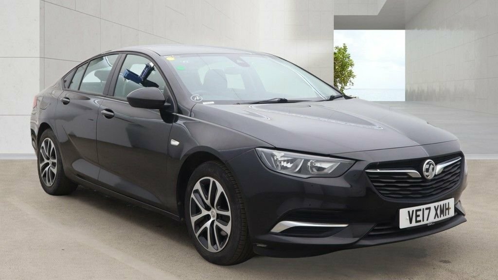 Vauxhall Insignia 1.6L Design Black