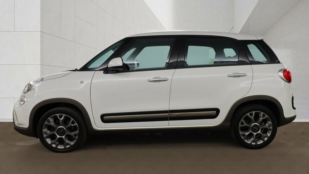 Fiat 500L 1.3L Trekking White #6
