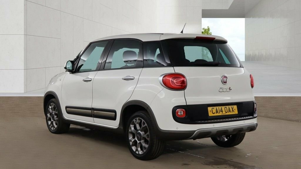 Fiat 500L 1.3L Trekking White #3