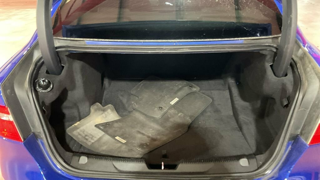 Jaguar XE 2L R-sport SN68UAZ Blue #6