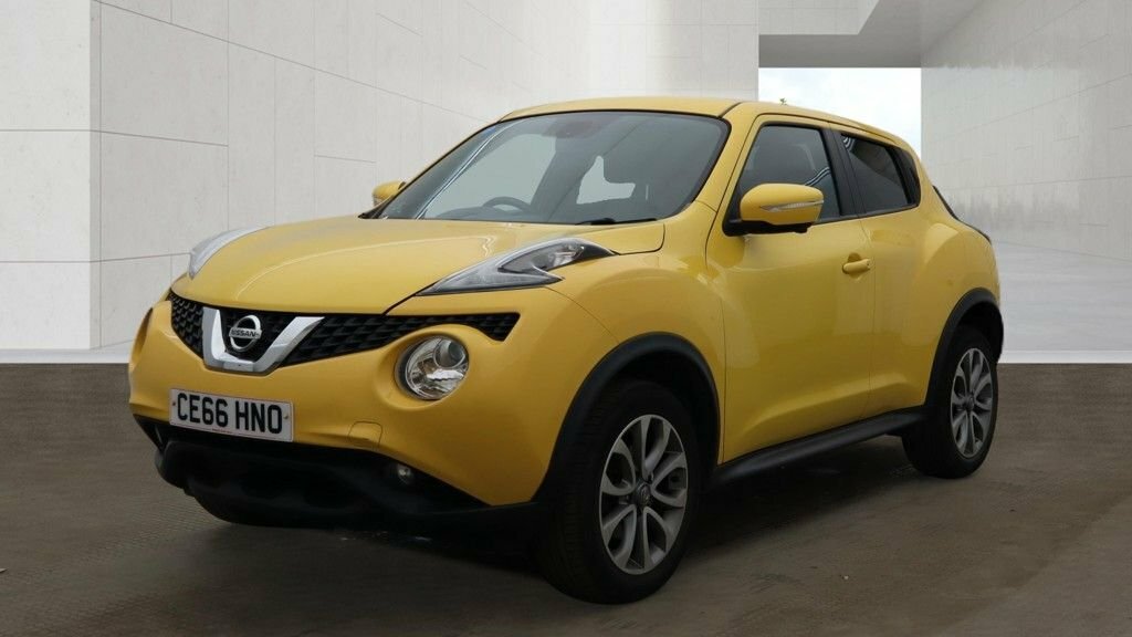 Nissan Juke 1L Tekna CE66HNO Yellow #2