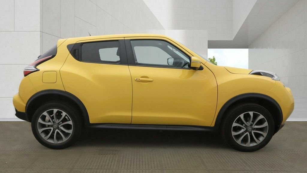 Nissan Juke 1L Tekna CE66HNO Yellow #5