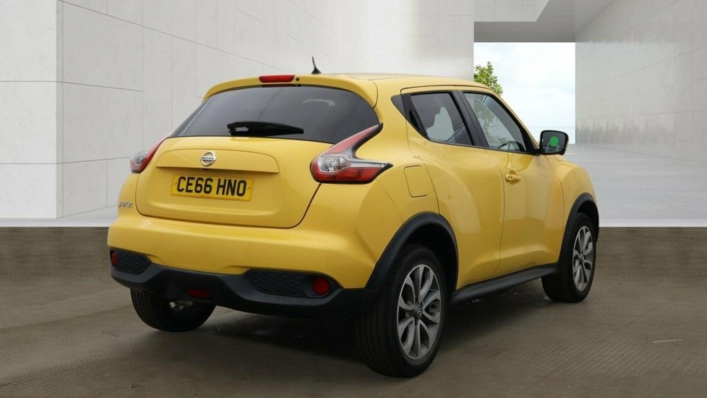 Nissan Juke 1L Tekna CE66HNO Yellow #4