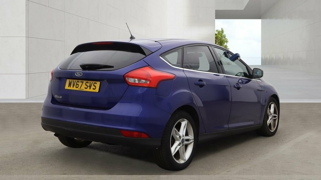 Ford Focus 1.5L Zetec Edition WV67SVS Blue #4