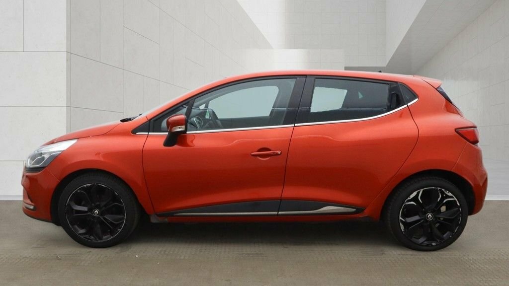 Renault Clio 0.9L Iconic SH18ORG Red #6