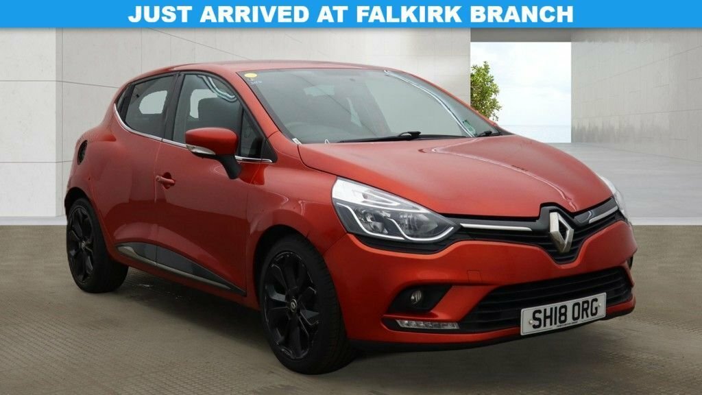 Renault Clio 0.9L Iconic Red