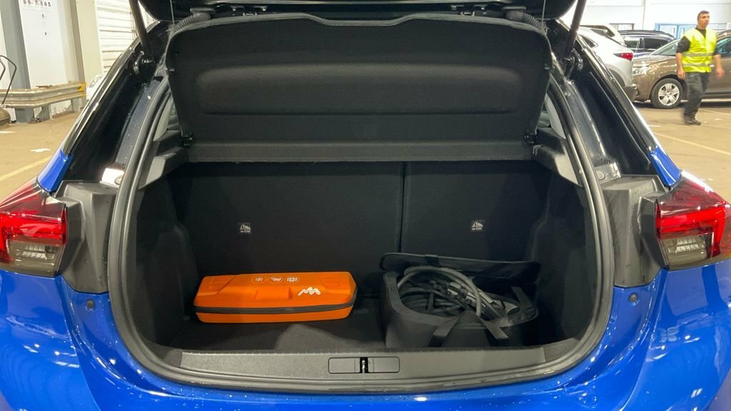 Vauxhall Adam Jam Red #9