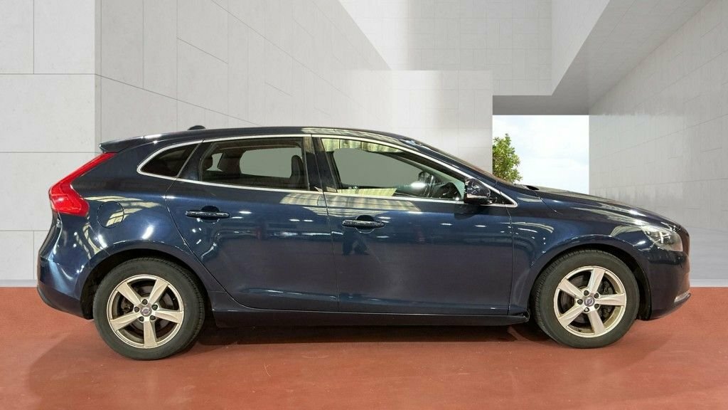 Volvo V40 1.6L Se Blue #5