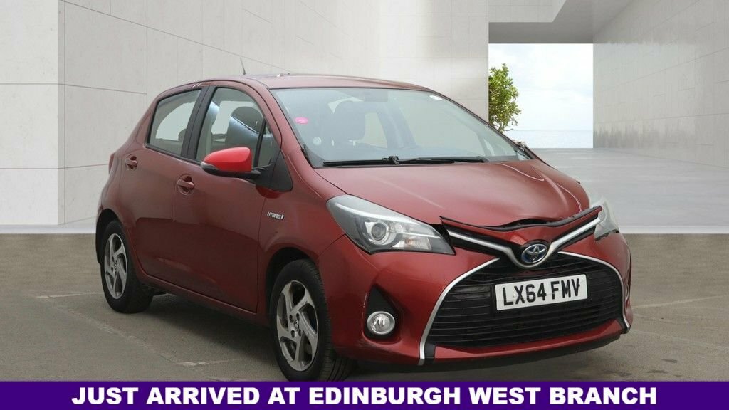 Toyota Yaris 1L Active Red