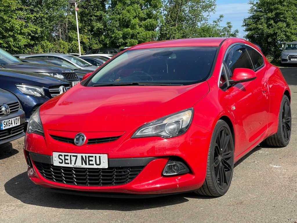 Vauxhall Astra GTC 1.4L Limited Edition Red #3