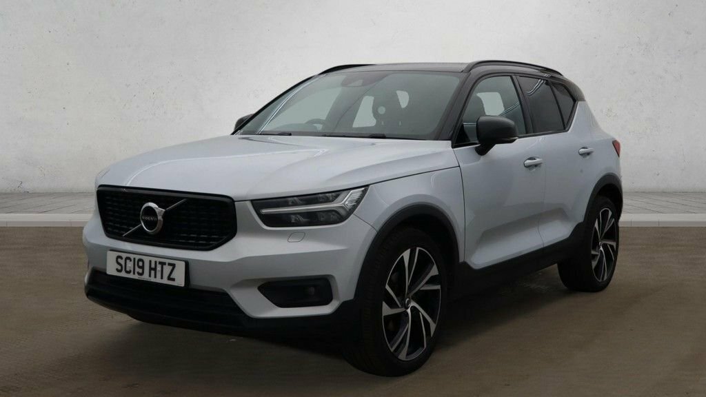 Volvo XC40 2L R-design Pro SC19HTZ Silver #2