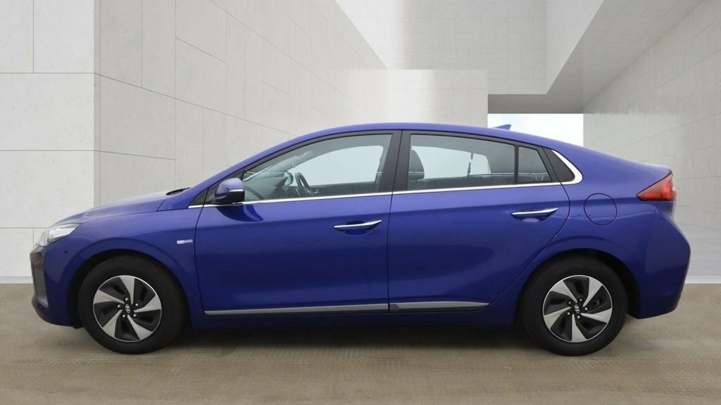 Hyundai Ioniq 1L Premium Blue #6