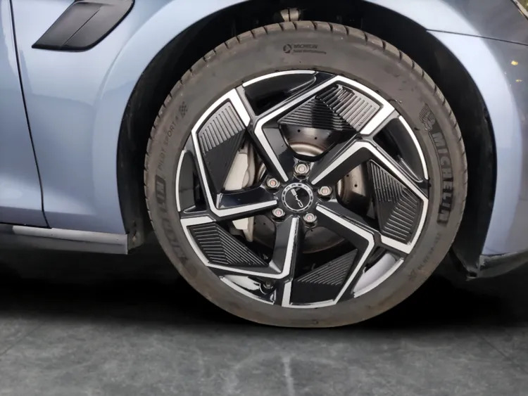 Byd Seal 82.5Kwh Excellence Awd Grey #11