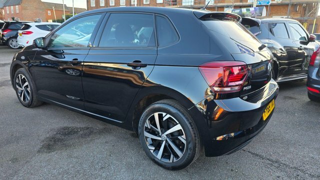 Volkswagen Polo 1.0 Tsi Gpf Beats Hatchback Euro FY69TXA Black #4