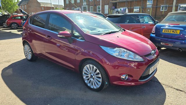 Ford Fiesta 1.4 Titanium Red