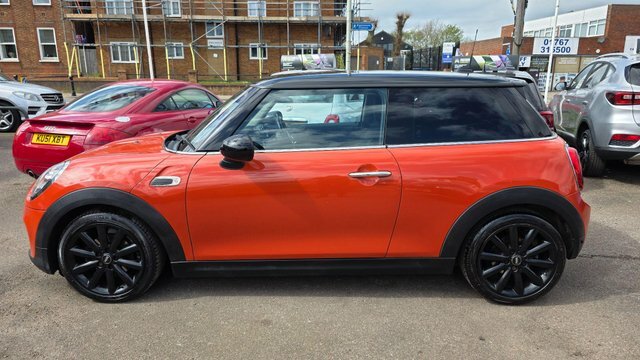 Mini Hatch 1.5 Cooper Euro 6 Ss GU18GWK Orange #6
