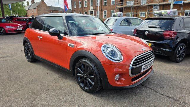 Mini Hatch 1.5 Cooper Euro 6 Ss Orange