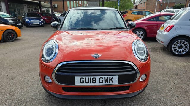 Mini Hatch 1.5 Cooper Euro 6 Ss GU18GWK Orange #2