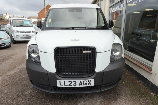 LEVC VN5 31Kwh City Panel Van Plug-in Hybrid Aut White #2