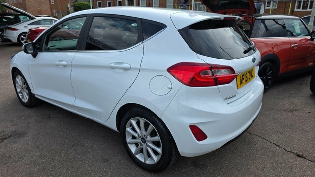 Ford Fiesta 1.0T Ecoboost Titanium Euro 6 Ss AF18ZWC White #4