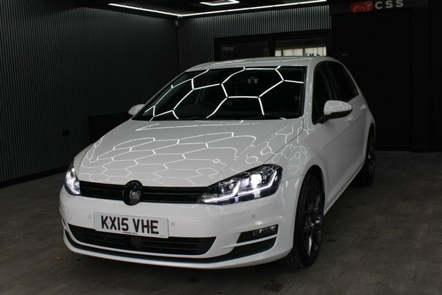 Volkswagen Golf 1.6 Tdi Bluemotion Tech Match Hatchback KX15VHE White #3