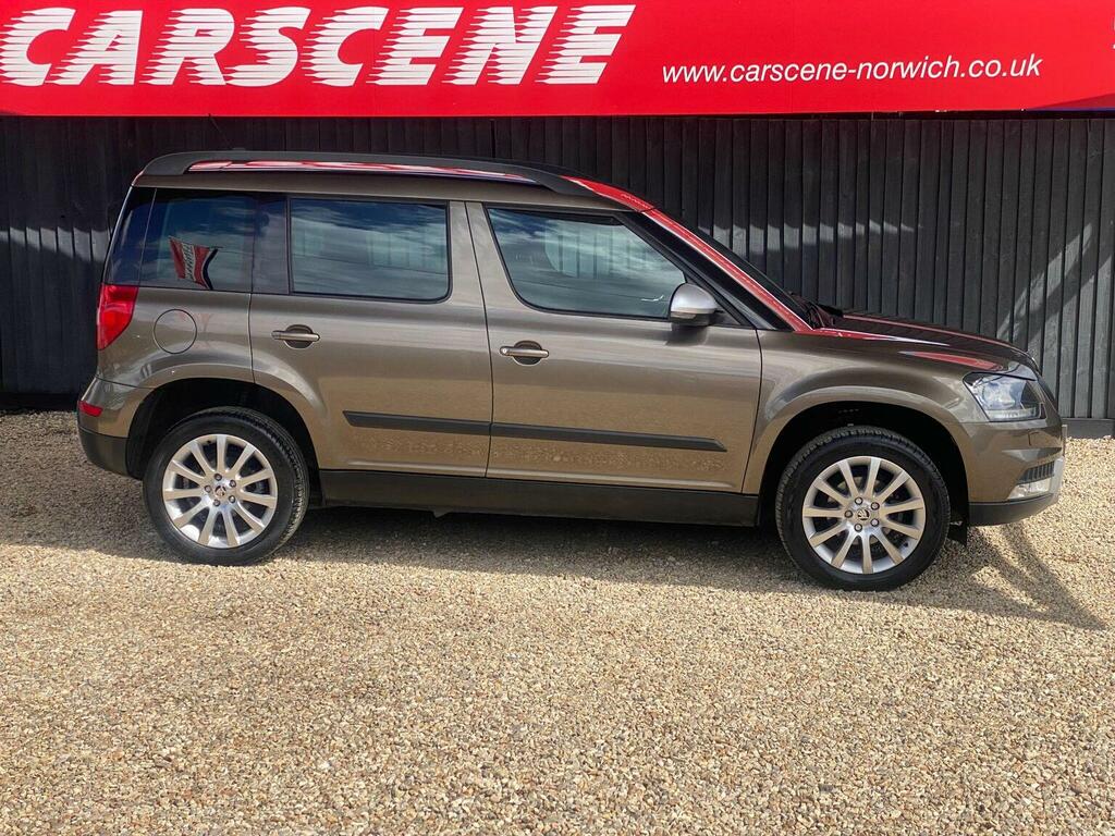 Skoda Yeti Suv 2.0 Tdi Se Outdoor Euro 6 Ss 201616 Brown #2