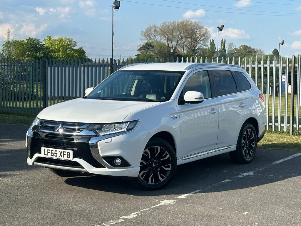 Mitsubishi Outlander 2.0H 12Kwh Gx3h Cvt 4Wd Euro 6 Ss White #4