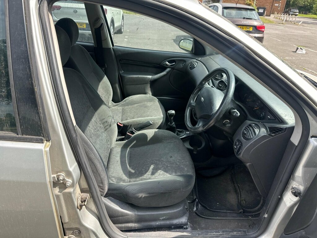 Ford Focus 1.6I 16V LX Blue #12