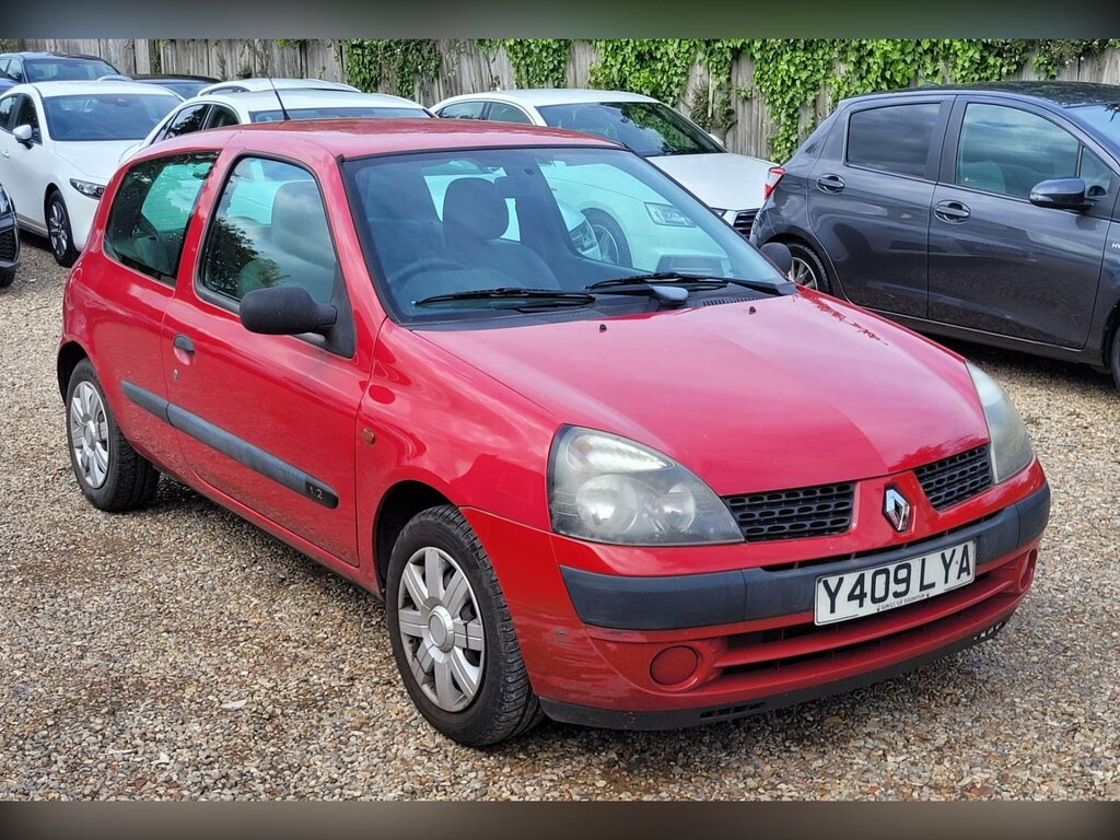 Renault Clio 2.0 16V Renaultsport Silver #1