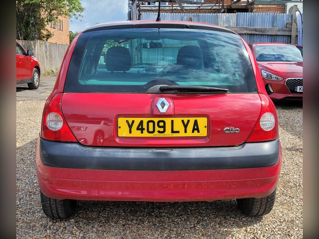 Renault Clio 2.0 16V Renaultsport Silver #4