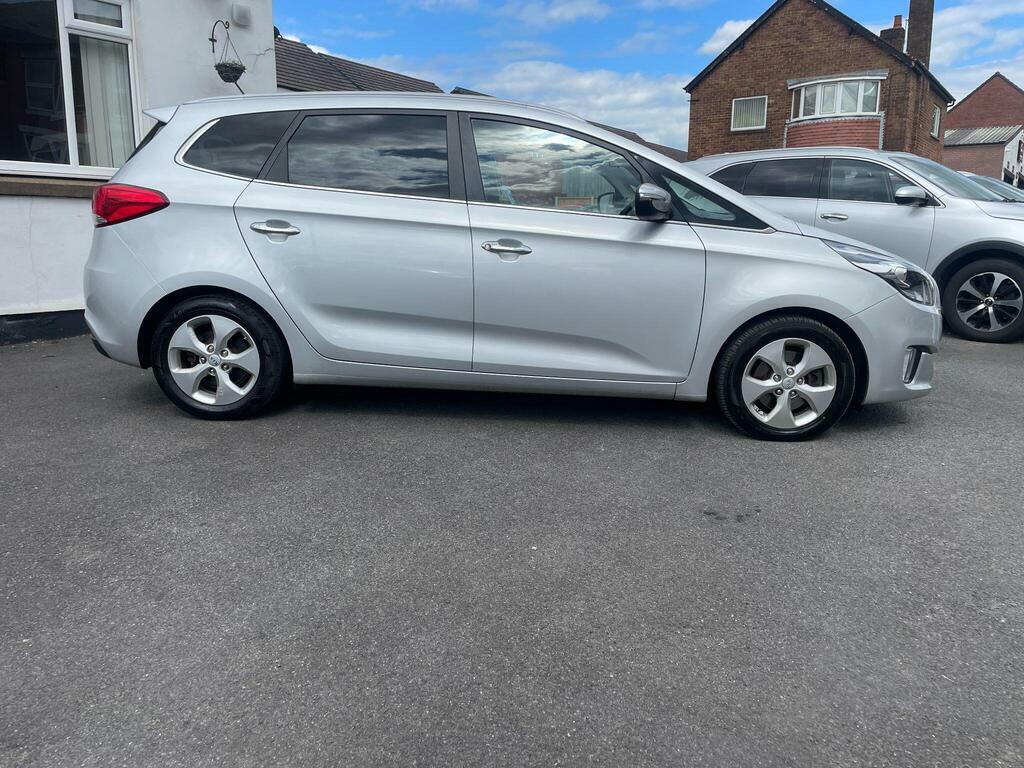 Kia Carens 1.7 Crdi Ecodynamics 2 Mpv Silver #4