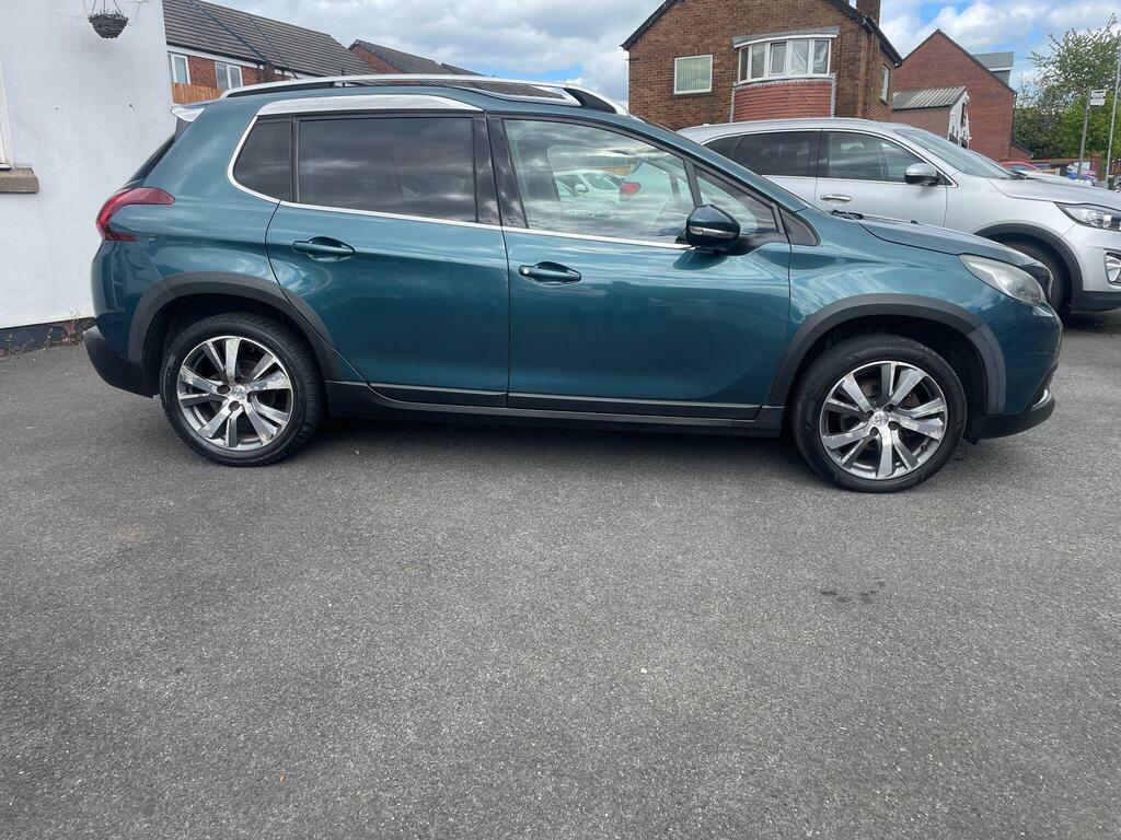 Peugeot 2008 1.2 Puretech Allure Suv BN66RSX Green #4