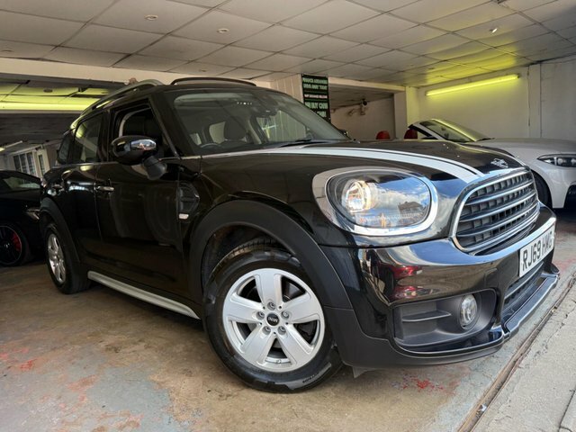 Mini Countryman 2.0 Cooper D Classic Euro 6 S S Black