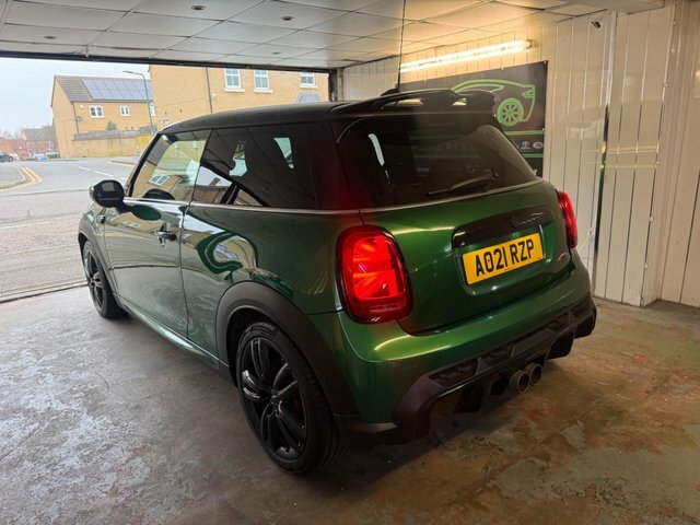Mini Hatch 2.0 John Cooper Works Steptronic Euro 6 S S AO21RZP Green #6