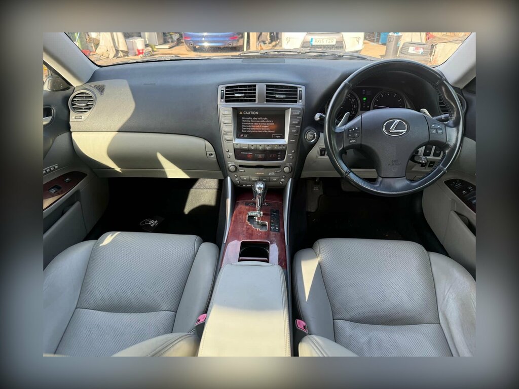 Lexus IS Saloon 2.5 200707 Silver #18