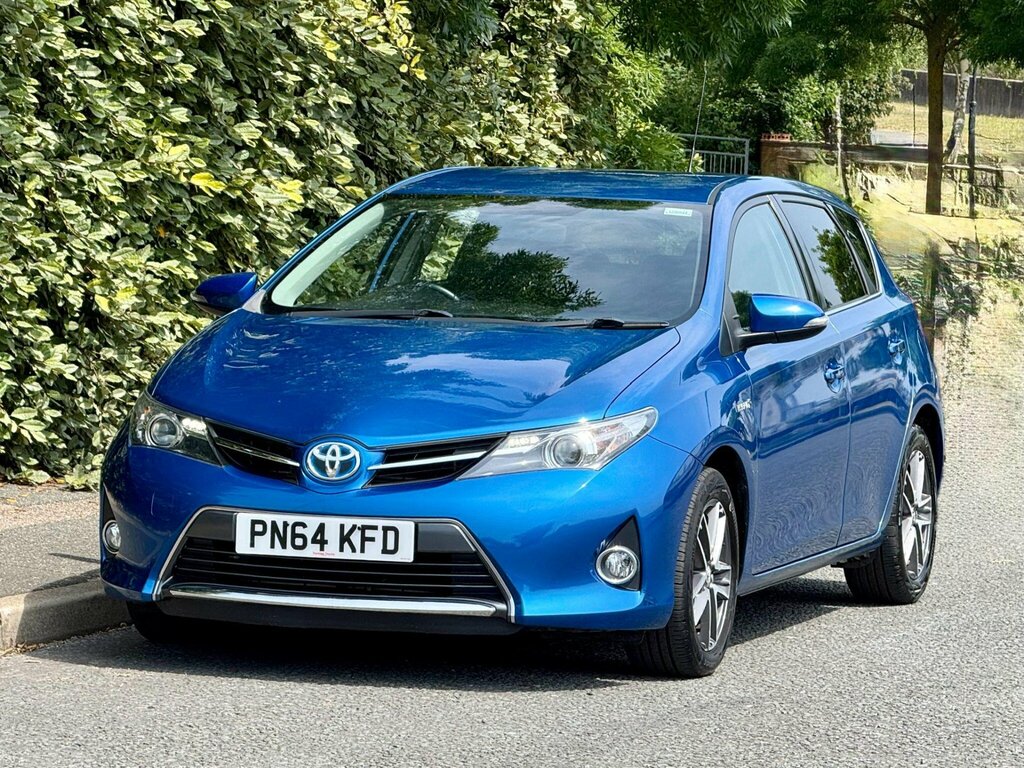 Toyota Auris 1.8 Vvt-h Icon Plus Hatchback Hybrid Cv PN64KFD Blue #3