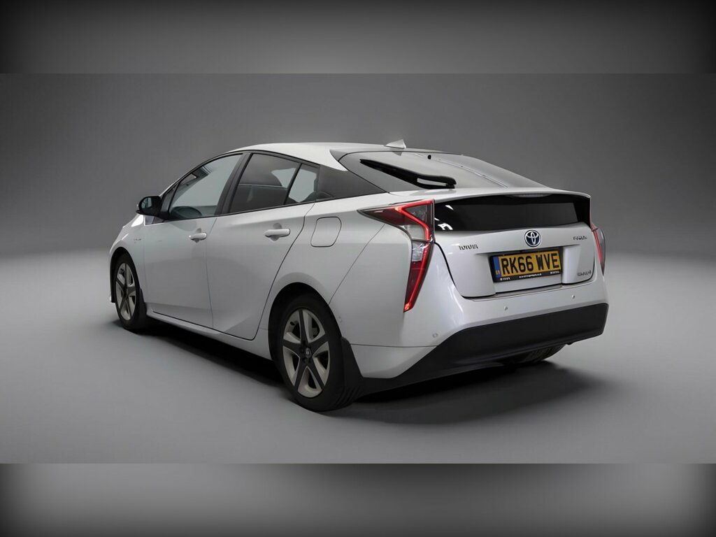 Toyota Prius 1.8 Vvt-h Excel Cvt Euro 6 Ss 15In Alloy Silver #3
