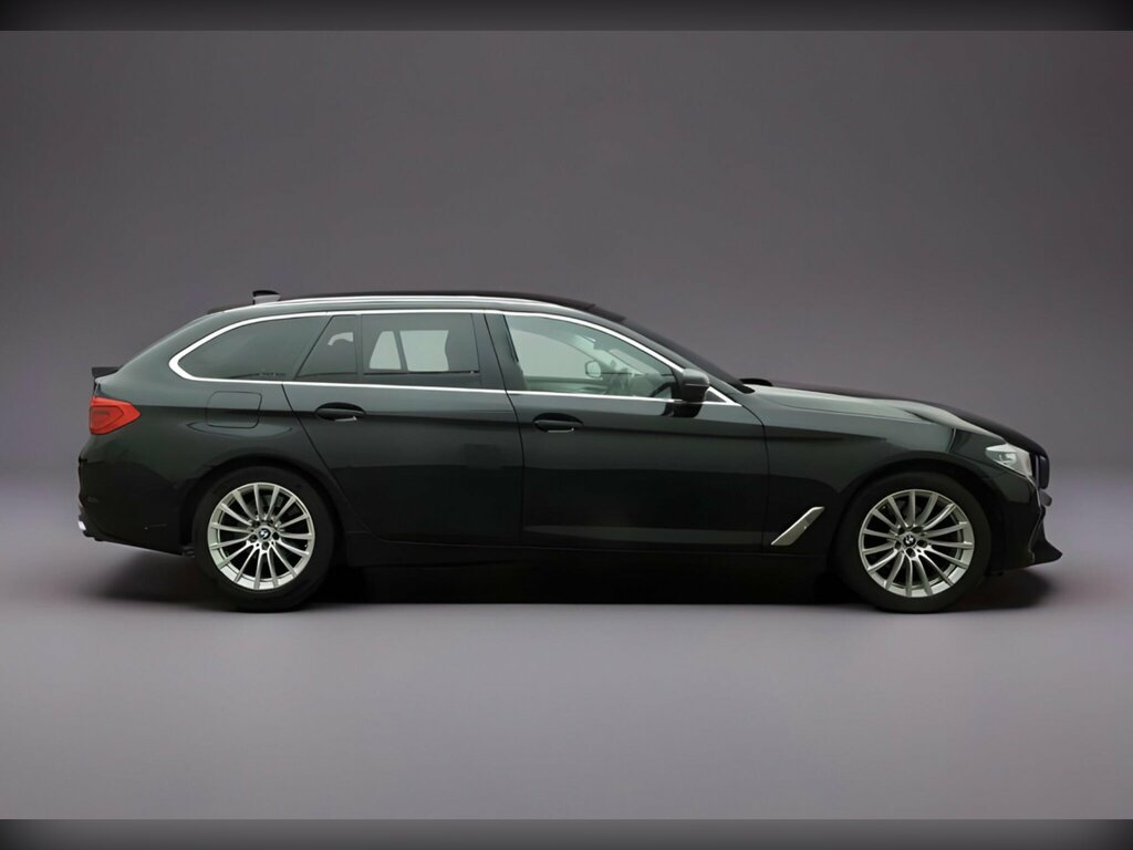 BMW 5 Series 2.0 520D Se Touring Euro 6 Ss YO68YHM Black #4