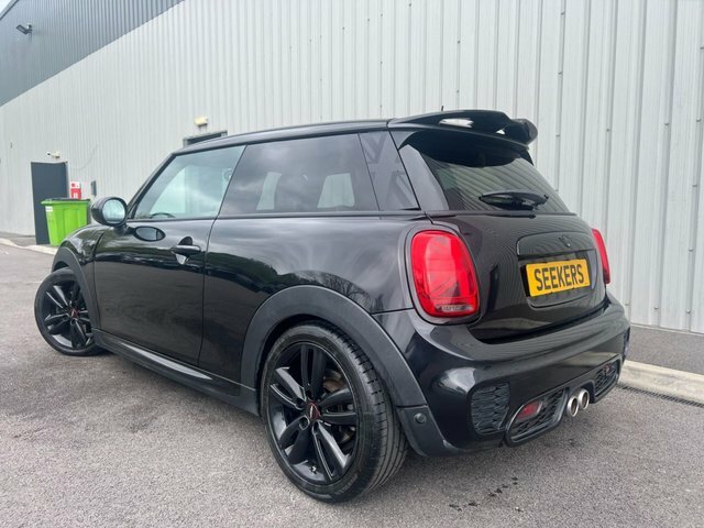 Mini Hatch Cooper S Hatchback AF68EPE Black #2