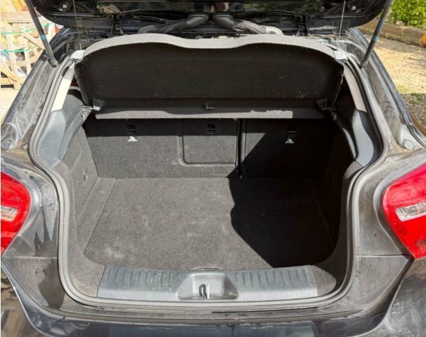Mercedes-Benz A Class A180d Sport Hatchback MD67XCN Black #6