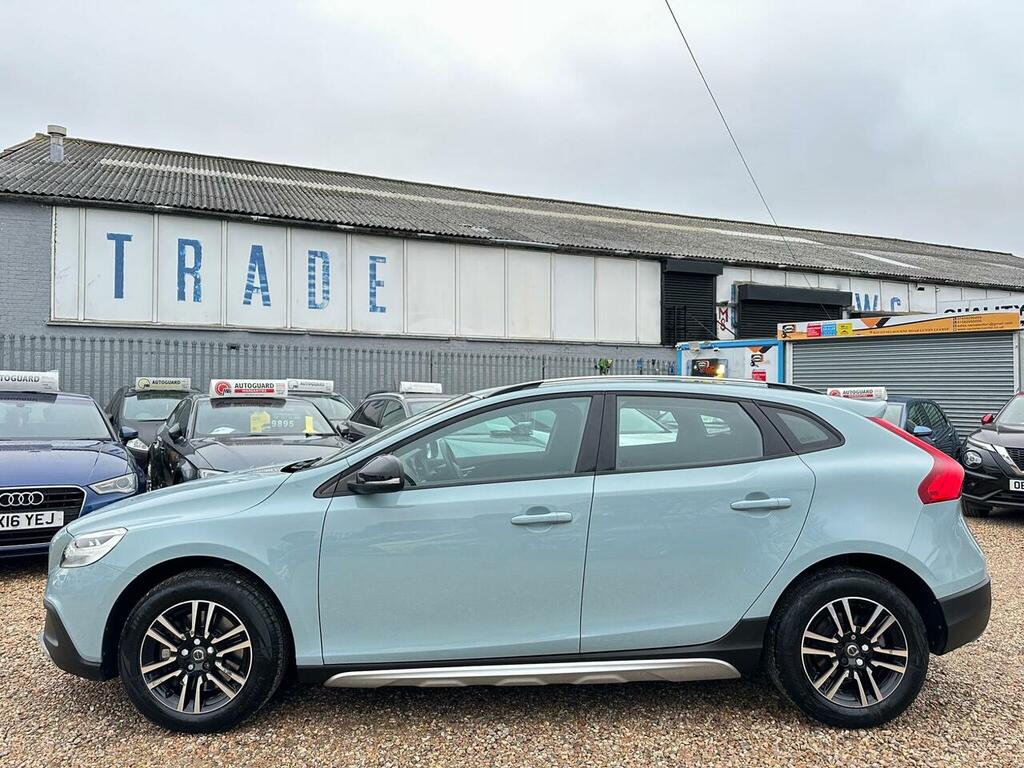 Volvo V40 Cross Country Hatchback Blue #4