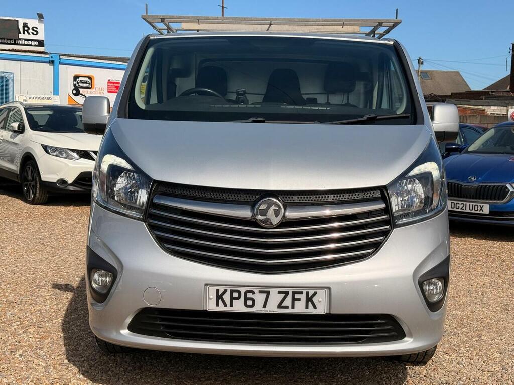 Vauxhall Vivaro Diesel KP67ZFK Silver #3