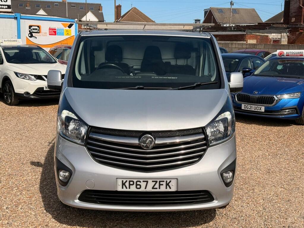 Vauxhall Vivaro Diesel KP67ZFK Silver #6